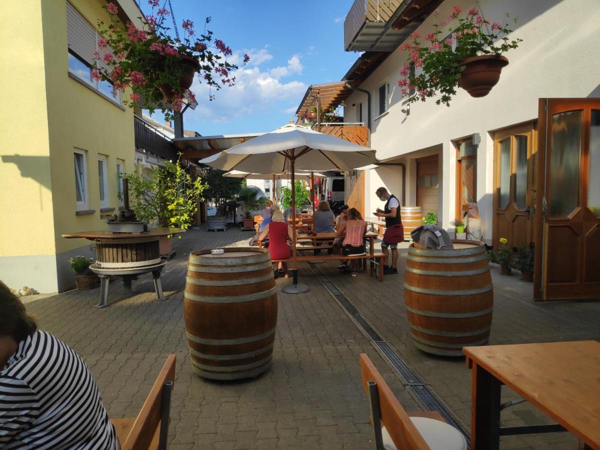 Weingut & Strausswirtschaft Vogel Lägenhet Vogtsburg Exteriör bild